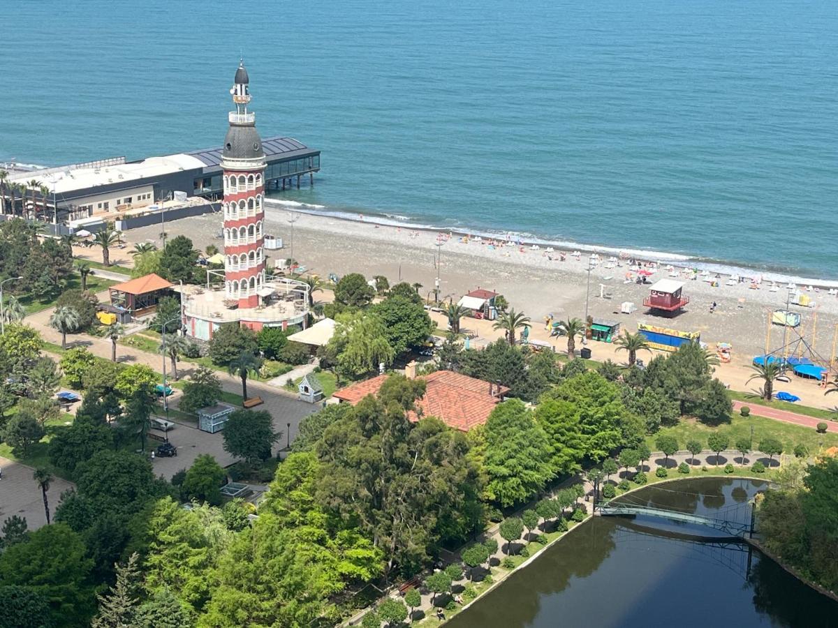 1-Bedroom Studio Apartment In Orbi City - Side Seaview Batoumi Extérieur photo